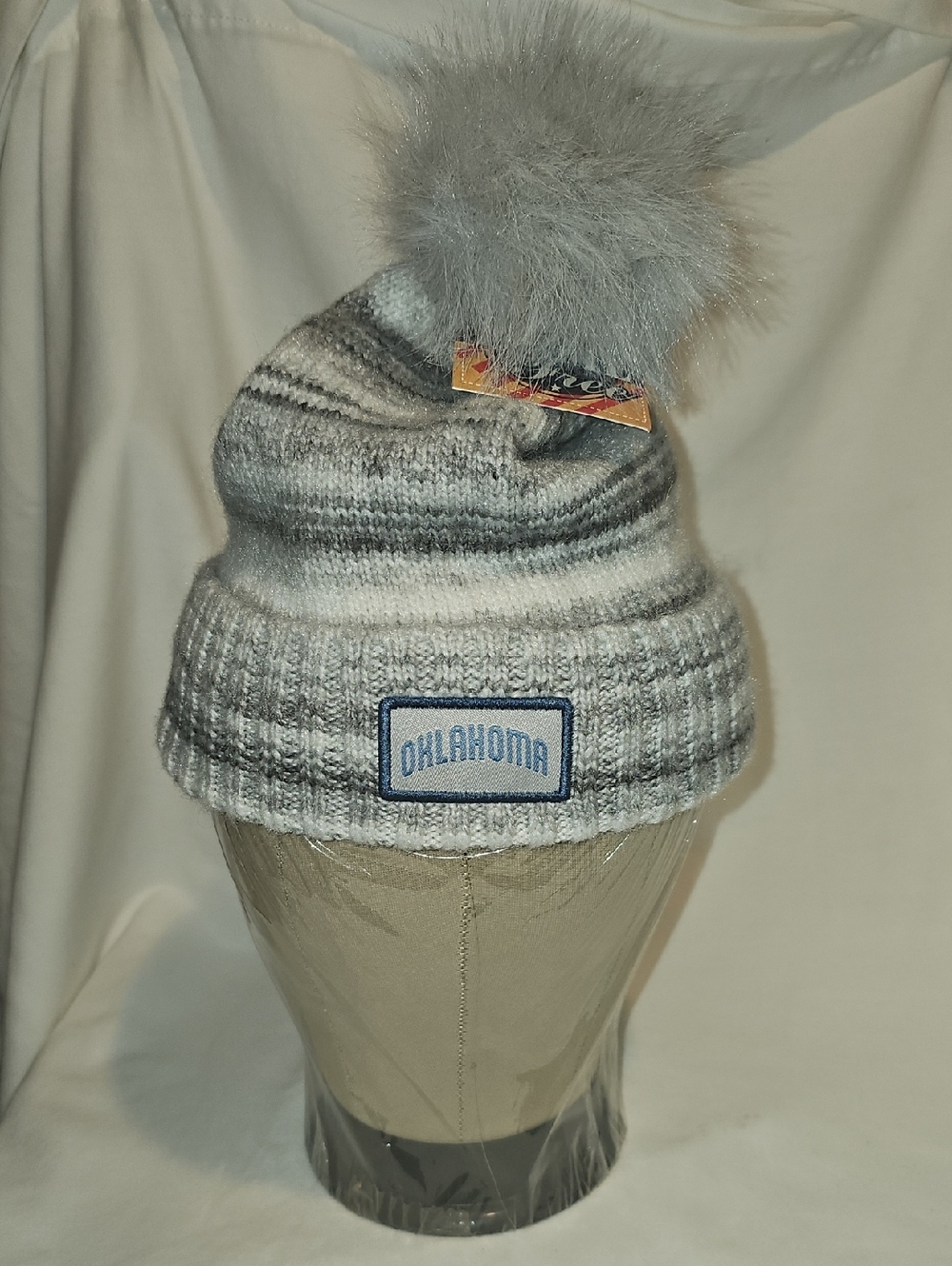 Home Free Women’s Custom State OKLAHOMA Winter Pom Pom Beanie, One Size Gray New